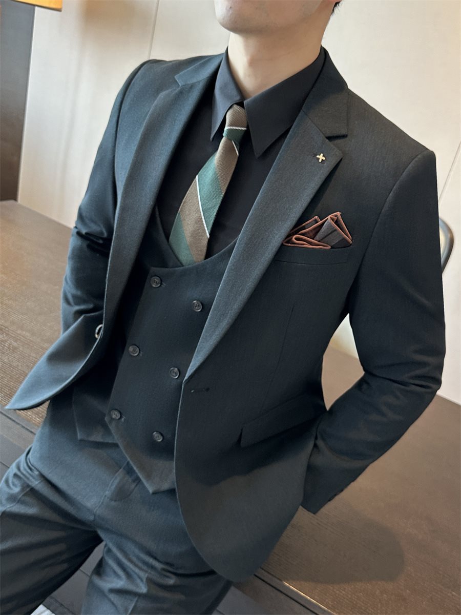 The Sterling Formal Set