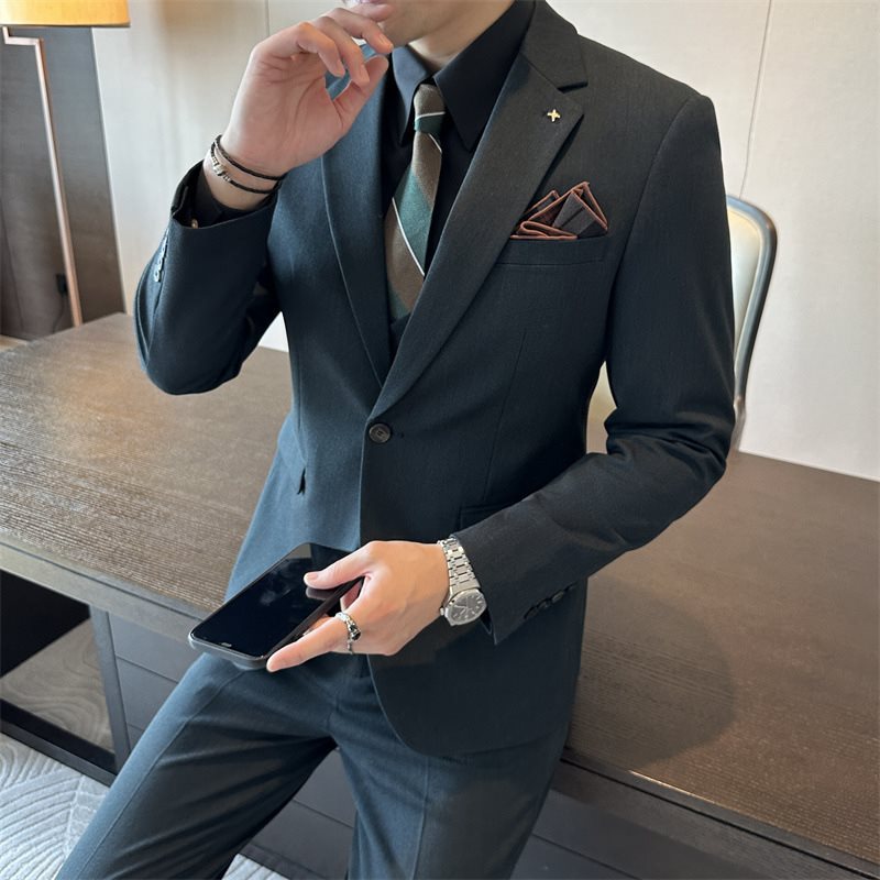 The Sterling Formal Set